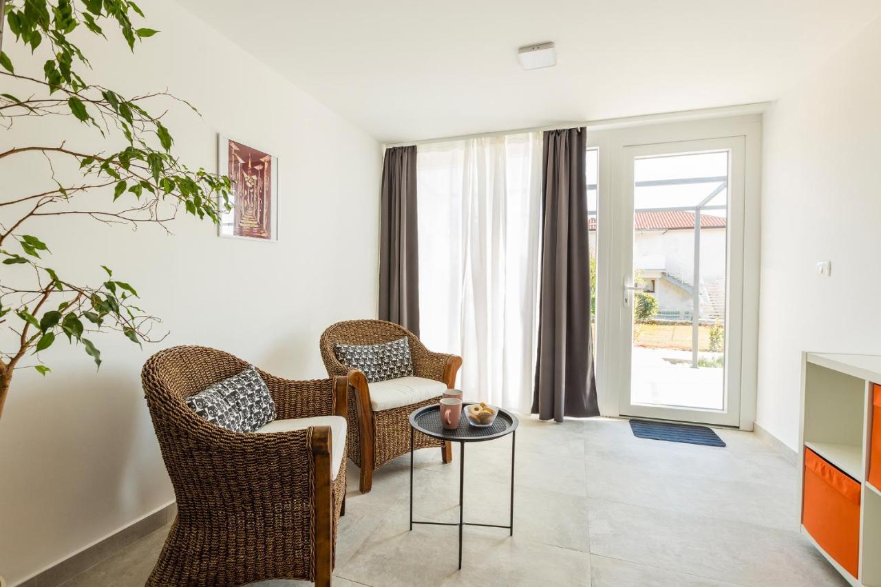 Apartaments Punta Relax أوماغ المظهر الخارجي الصورة