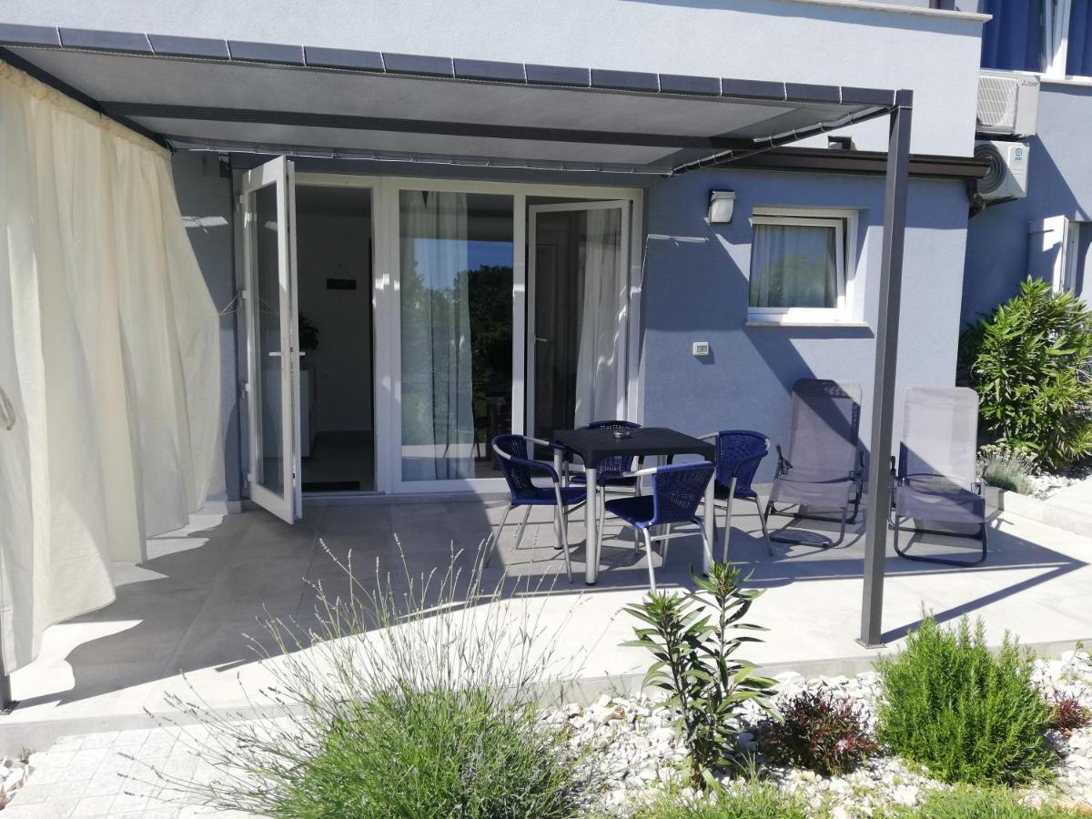 Apartaments Punta Relax أوماغ المظهر الخارجي الصورة